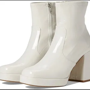 Steve Madden Boots thumbnail 1