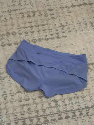 Lululemon Shorts thumbnail 3