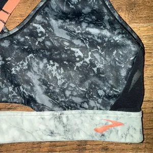 Brooks Black and Gray Marble Print Women's Sports Bra thumbnail 4