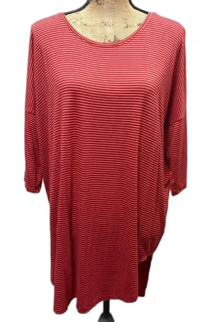 Floreat Loved by‎ Anthropologie Red Striped Dolman Sleeve Tunic Top Size Medium thumbnail 1