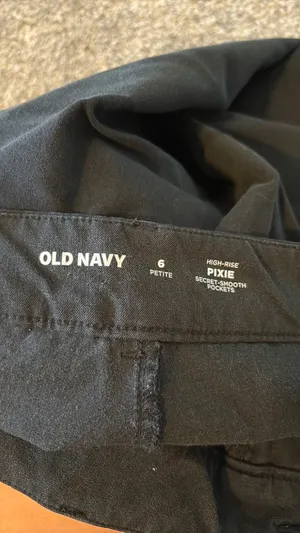 Old Navy High-Rise Pixie Skinny Pants thumbnail 2