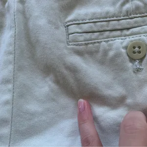 J. Crew 100% Cotton Chino Shorts Light Green Size 2 thumbnail 5