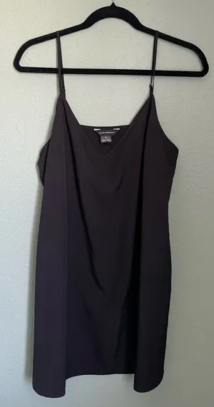 Club Monaco Minimalist 90s Spaghetti Strap Slip Mini Dress Size 8 M Black thumbnail 1