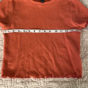 Wild Fable Cropped‎ t-shirt size medium thumbnail 3