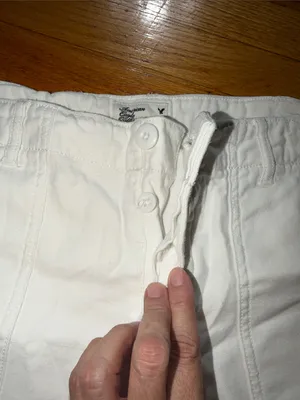American Eagle Outfitters White Cargo Pants thumbnail 6