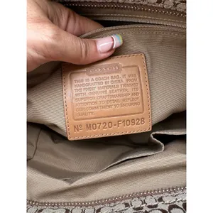 Vintage Coach F10928 Soho Buckle Signature Jacquard Monogram Canvas Shoulder Bag thumbnail 6