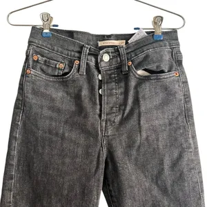 LEVIS Wedgie Straight Cropped Denim Jean Faded Black Sz‎ 27 thumbnail 5