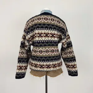 Vintage 80’s Abercrombie Pure Wool Fair-Isle Crewneck Knit “The Big Sweater” M thumbnail 4