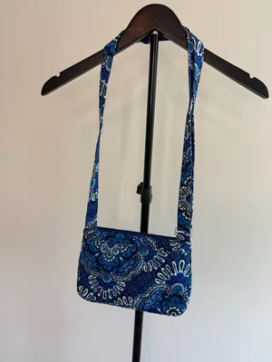 Vera Bradley Mini Hipster‎ Quilted Crossbody Bag in Blue Floral Pattern thumbnail 3
