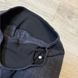 •LULULEMON• PATTERNED LEGGINGS thumbnail 4
