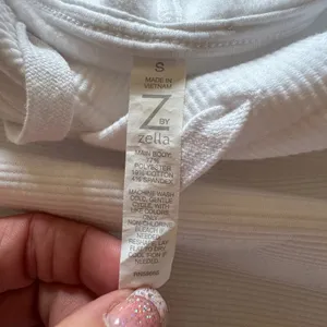 Z by Zella White Ribbed Sleeveless‎ Hoodie Vest Womens Small thumbnail 3