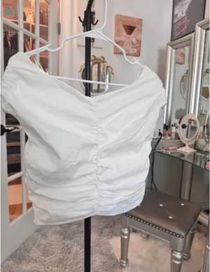 Zara White Off-Shoulder Ruched Crop Top with Front Twist thumbnail 3