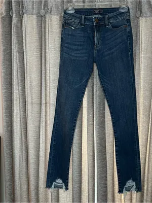 Abercrombie & Fitch Harper Low Rise Ankle Distressed Skinny Jeans Size 25 thumbnail 2