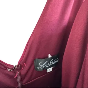 La Femme Plunge‎ Neck A-Line Gown 2 Burgundy 28547 Jersey thumbnail 7