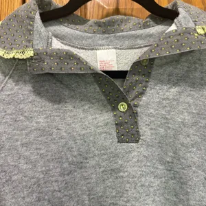 Vintage‎ sweatshirt with collar and flowery pattern pocket on sleeve thumbnail 4