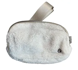 Lululemon Everywhere Belt Bag‎ Fleece Natural Beige Tan Silver Hardware New thumbnail 1