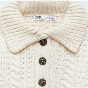 Zara Chunk Knitted Cream Crop Sweater S thumbnail 3
