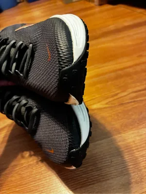 Nike Women Black and Copper Running Shoes thumbnail 7