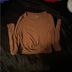 Offline Aerie Long Sleeve Top thumbnail 3