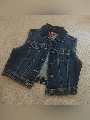 Arizona Jeans Women’s Dark-wash Frayed Denim Vest thumbnail 3