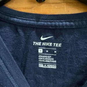 Nike Women's Navy and Black T-shirt thumbnail 3