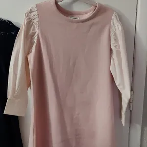 Free Assembly Pink Smocked Sleeve Mini Shift Dress L Casual Classic Preppy thumbnail 1