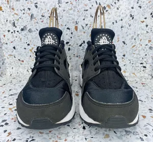 Nike Huarache Black Sneakers 7.5 thumbnail 3