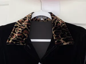 Cruella de Vil Costume thumbnail 4
