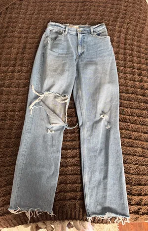 Abercrombie jeans thumbnail 2