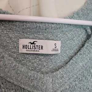 Hollister Sweater thumbnail 3