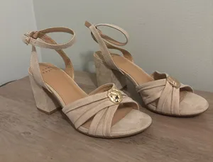 A New Day heels  thumbnail 1