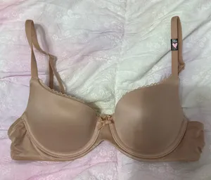 Victoria's Secret Bra thumbnail 1