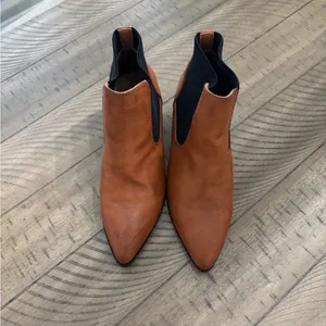 BAMBOO Brown Ankle Booties thumbnail 3