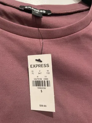 Express Top Women’s Small Short Sleeve thumbnail 5