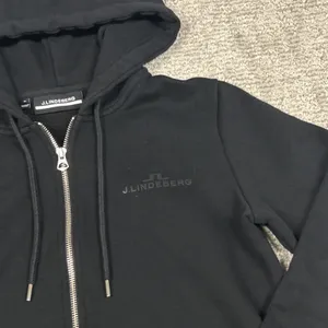 J Lindeberg Hoodie Womens Medium Black Alpha Zip Up Sweatshirt AWJS08992 Pocket thumbnail 3
