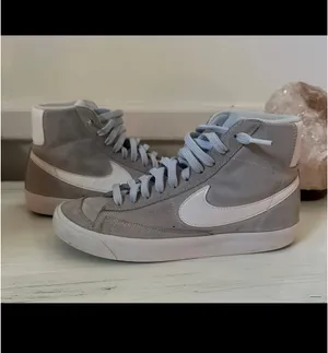 Nike Blazer Mid thumbnail 2