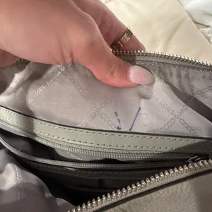 Michael Kors Purse thumbnail 4