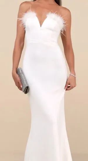 Lulu's White Plunge Neck Sleeveless Wedding Gown thumbnail 1