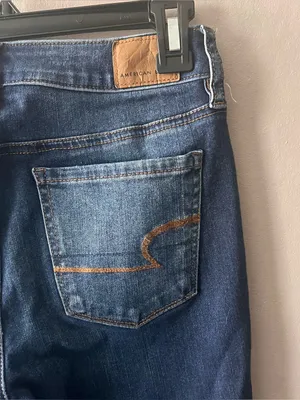 American Eagle Dark Wash Distressed Hi Rise Jeggings Size 2 thumbnail 5
