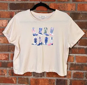 Francesca’s womens Amy cowgirl boots graphic tee ivory L thumbnail 1