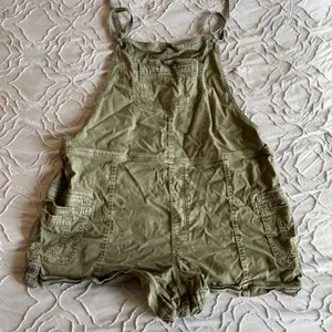 NWOT American Eagle Railroad Baggy Overall Shorts thumbnail 2