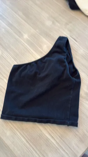 Brandy Melville Tank thumbnail 3