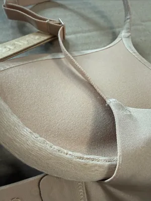 SKIMS Ultimate Push-Up Plunge Bra - Clay 30A thumbnail 5