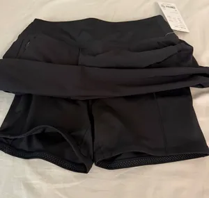 Woman’s Athleta black golf skort- small thumbnail 6