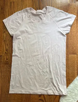 Lululemon Swiftly Tech Short Sleeve thumbnail 1