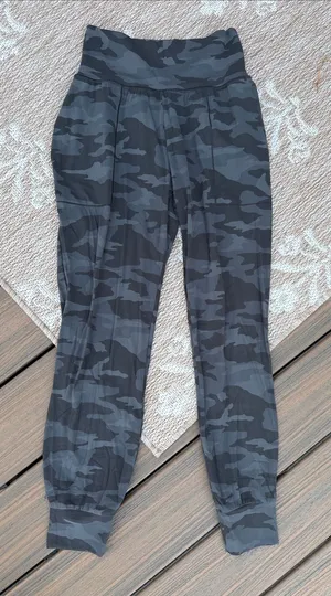 Athleta Charcoal Camo High-Waist Joggers thumbnail 1