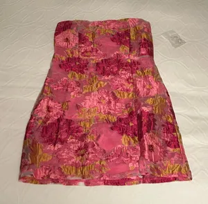 My Lulus Store Pink Floral Strapless dress thumbnail 1