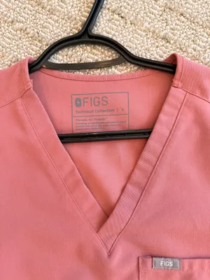 FIGS Pink  Scrubs thumbnail 2
