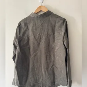 Zara Green Faux Suede Button‎ Down Shirt Shacket thumbnail 6