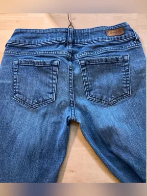 Charlotte Russe Low Rise Flare Jeans Y2K Dark Wash Size 2S thumbnail 8